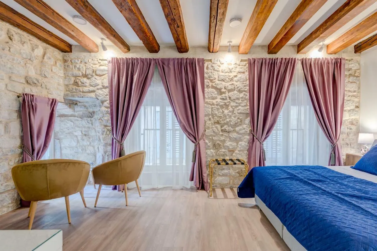 Princ Heritage Rooms Сплит Гостевой дом