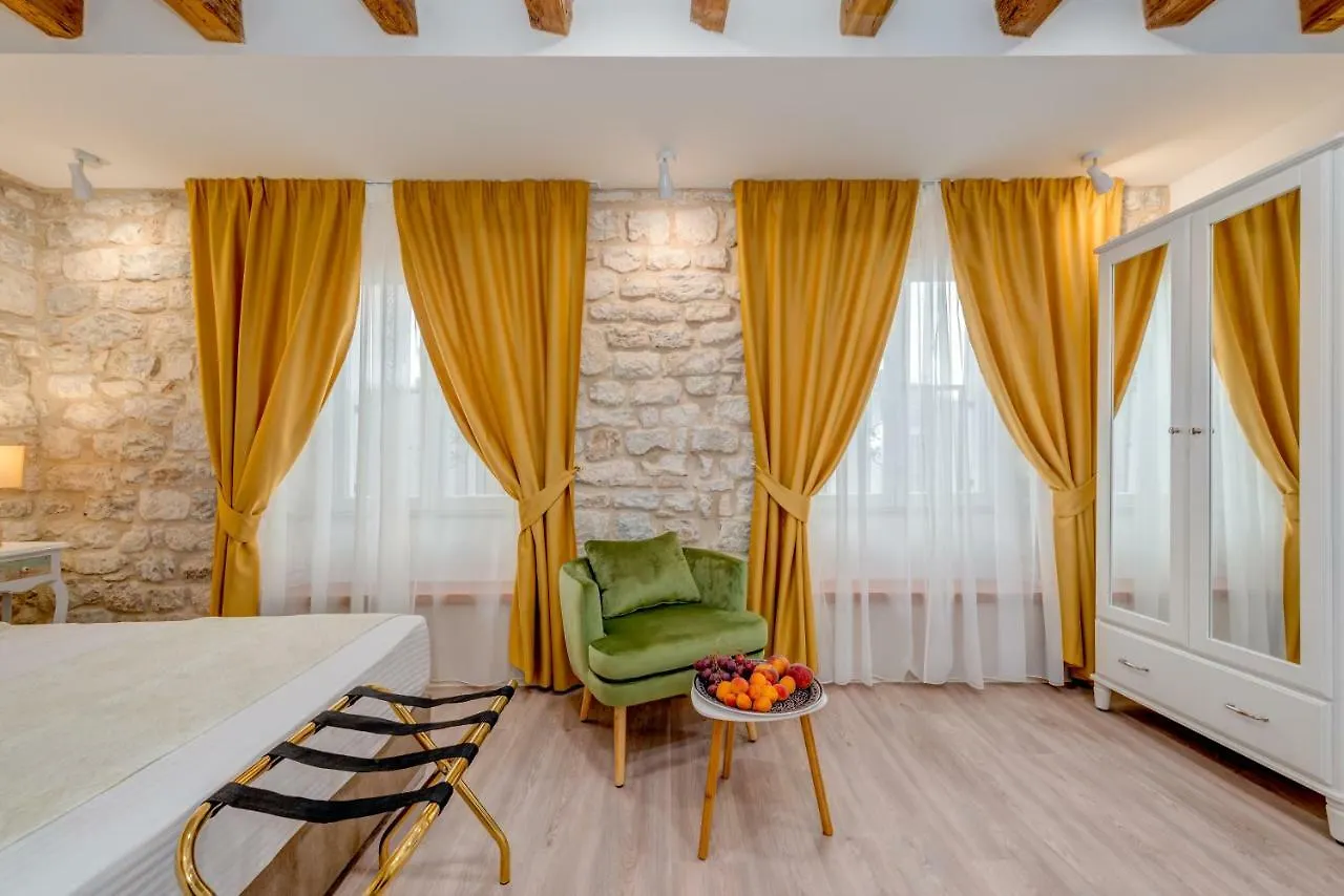 Princ Heritage Rooms Split